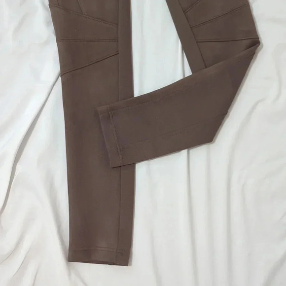 WHBM Faux Suede Runway Leggings, Color Tannin Size 00 - Picture 8 of 13